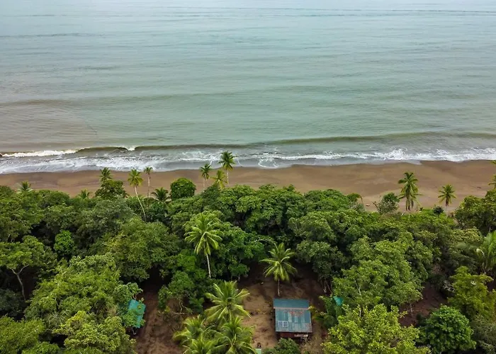 Playa Ganadito Ecolodge